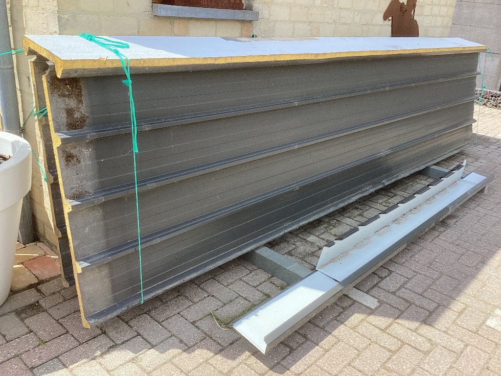 Metalen geïsoleerde dakplaten, Ophalen, Metaal, 15 m² of meer, Dakplaat of Dakpanplaat