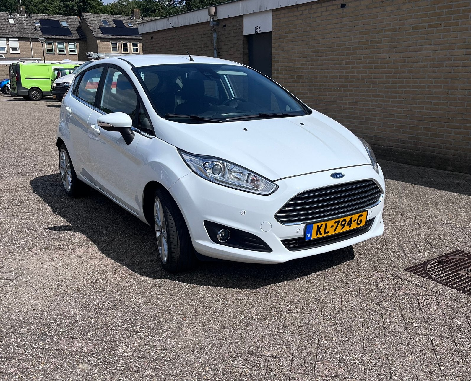 Ford Fiësta 1.0 Titanium Ecoboost 74KW/100PK 5D 2016 Wit, Voorwielaandrijving, 100 pk, Origineel Nederlands, Handgeschakeld