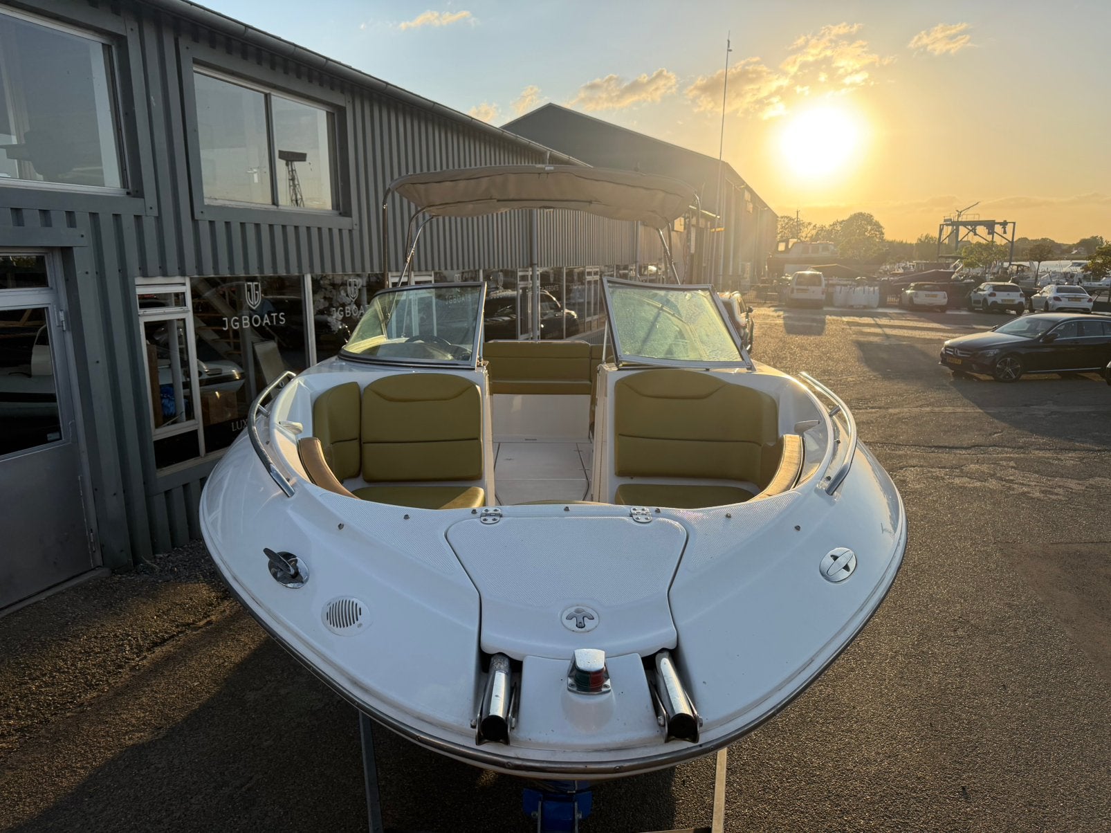 Monterey 248 Montura (2001)| Complete set met trailer, Ophalen