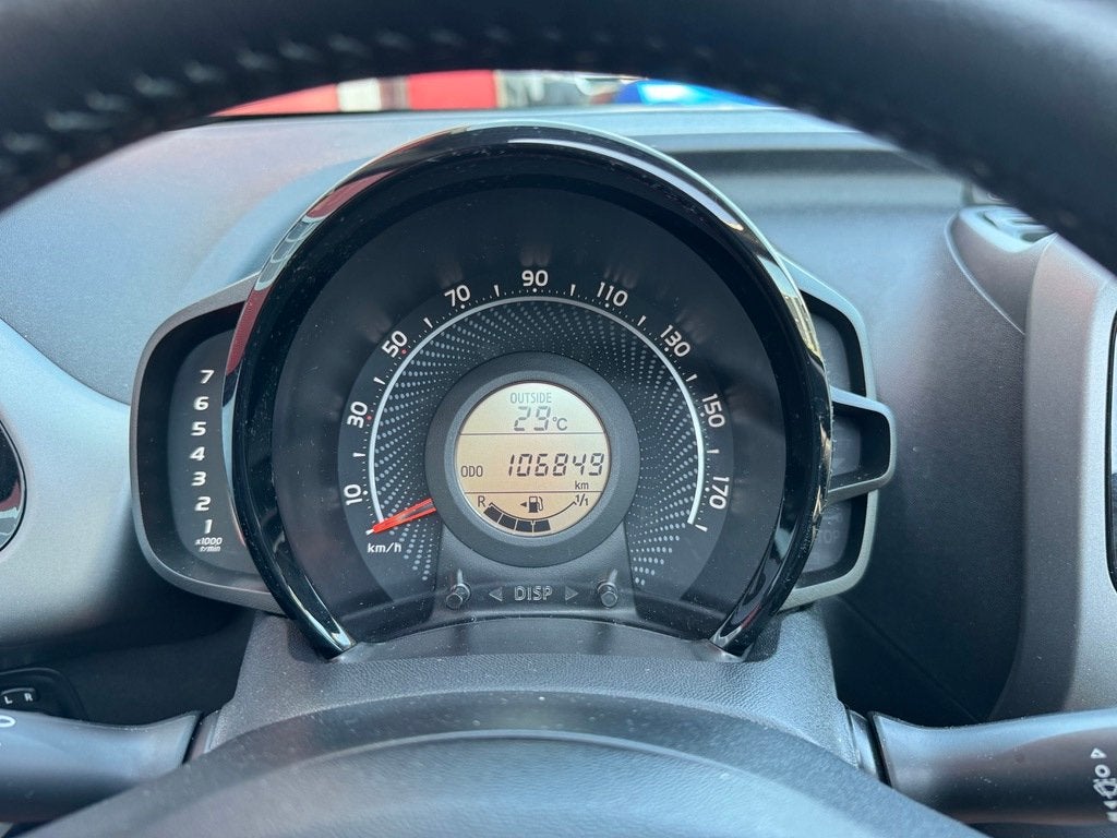 Toyota Aygo 1.0 VVT-i x-play cabrio, Carplay, Camera, Blueto, Voorwielaandrijving, Stof, Gebruikt, Cabriolet