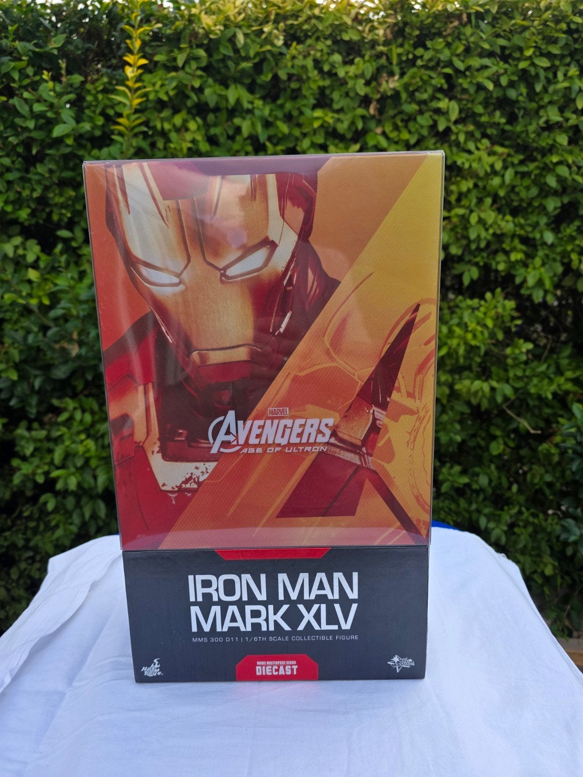 Hot Toys Iron Man Mark XLV (Mark 45) Diecast 1/6 –MMS300 D11, Ophalen of Verzenden, Zo goed als nieuw