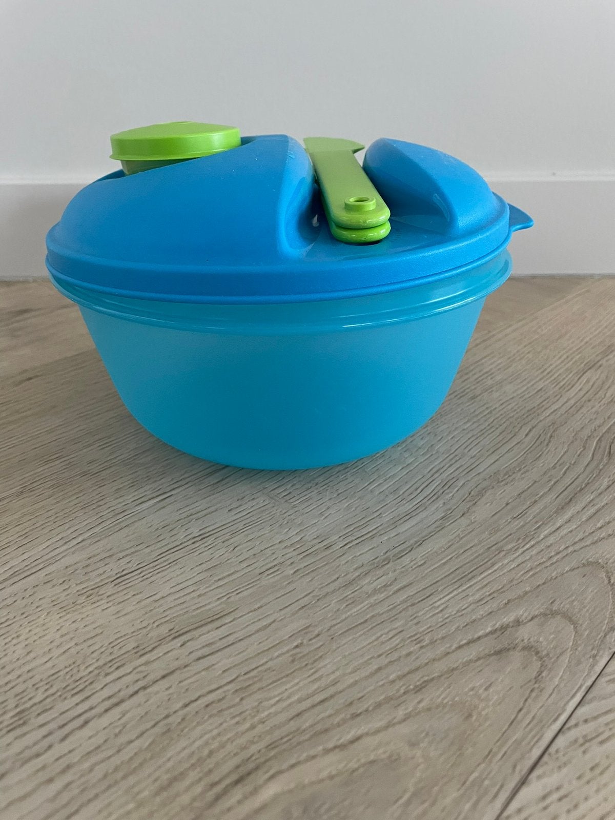 Tupperware salade meeneem bak 1,5l, Ophalen of Verzenden, Zo goed als nieuw, Bak of Kom