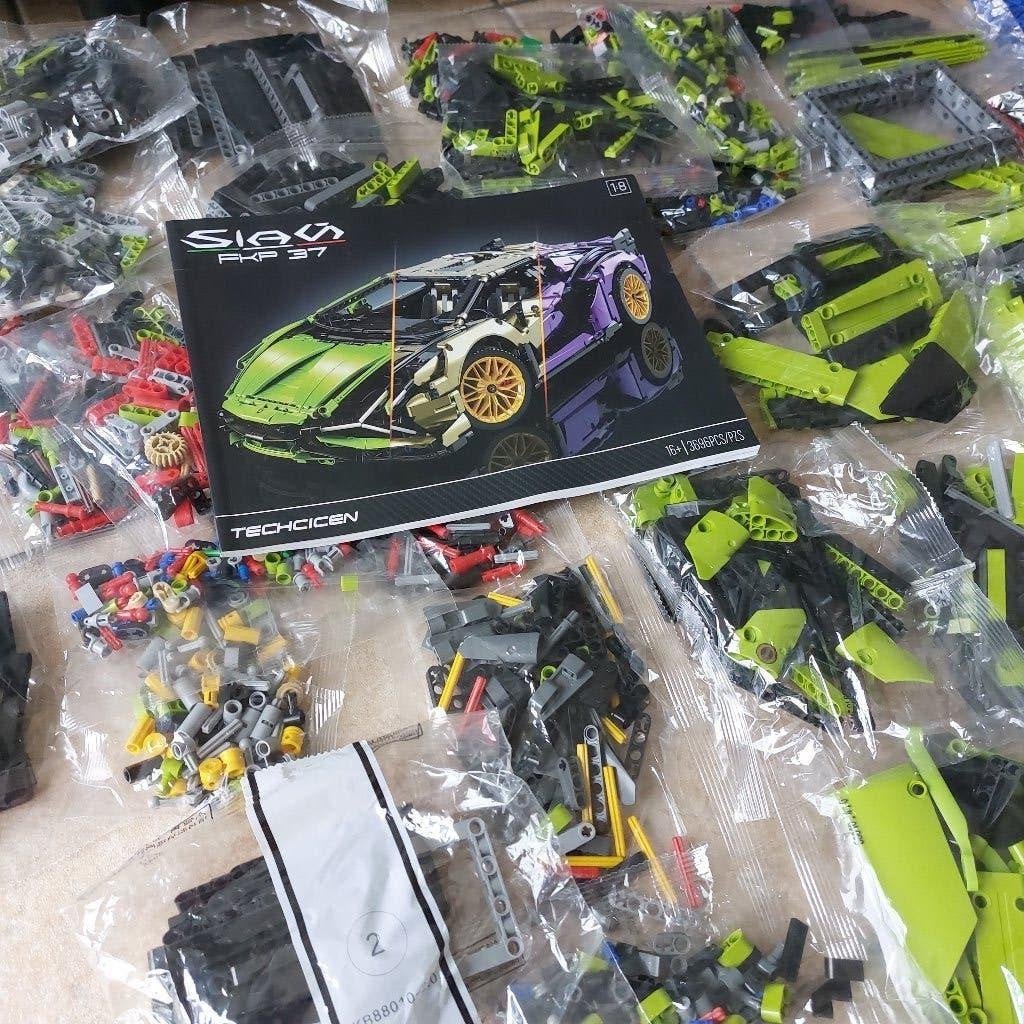 Lamborghini Sián FKP 37 met standaard / display, Ophalen, Nieuw, Overige merken