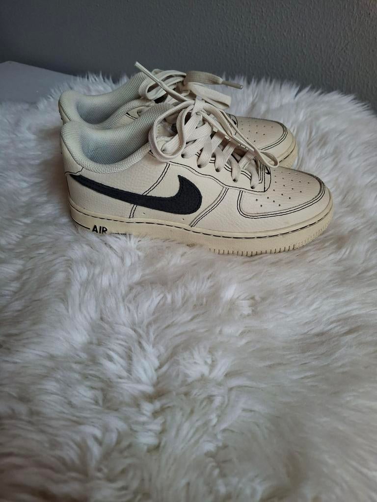 Nike Air Force 1 kids/junior maat 35, Kleding | Heren, Schoenen, Ophalen of Verzenden, Zo goed als nieuw