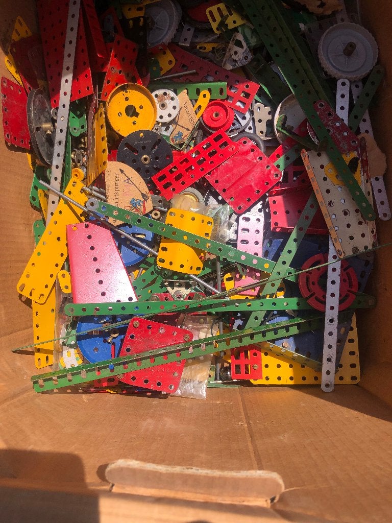 DOOS VOL metalen constructie speelgoed / MECCANO jaren 60..., Antiek en Kunst, Antiek | Speelgoed, Ophalen