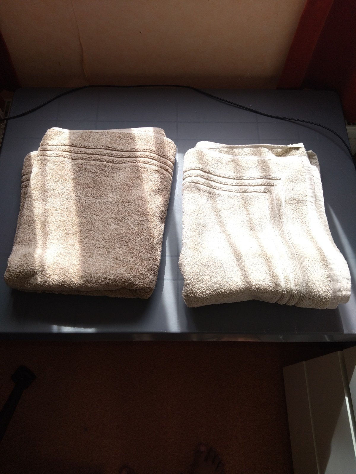 DOUXE Hotel Luxury Badmat - Latte / Pebble Beach, Gebruikt, Ophalen of Verzenden, Badmat, Overige merken