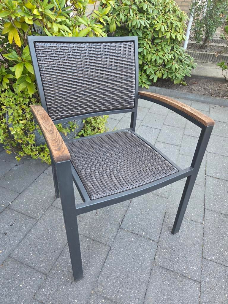 Mooie stapelbare wicker tuinstoelen, Tuin en Terras, Tuinstoelen, Ophalen, Gebruikt, Wicker, Stapelbaar
