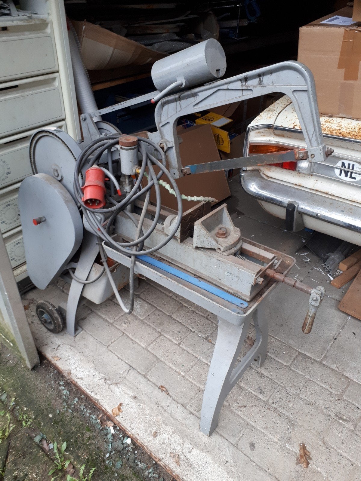 Elektrice boog zaag op 380 in goede staat, 70 mm of meer, Ophalen of Verzenden, Zo goed als nieuw, Afkortzaag