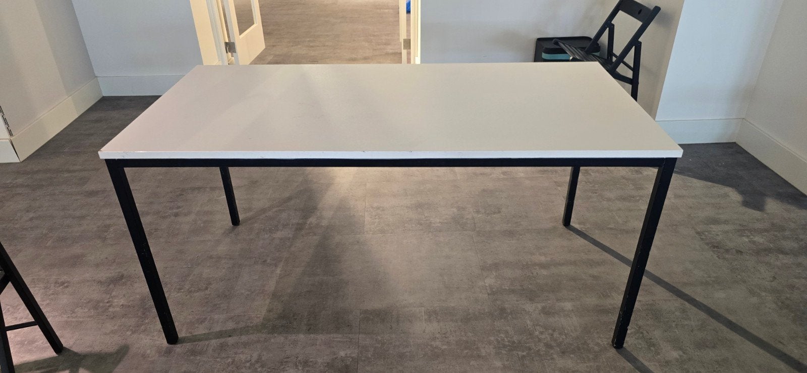 Tafels/bureaus in verschillende maten (140x80 of 160x80), Ophalen, Gebruikt, Overige materialen, 50 tot 100 cm