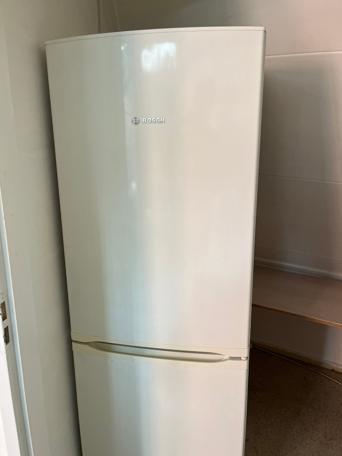 Bosch koelkast en vriezer koelvriescombinatie KIKGV33M, Witgoed en Apparatuur, Ophalen, Gebruikt, 200 liter of meer, 60 cm of meer