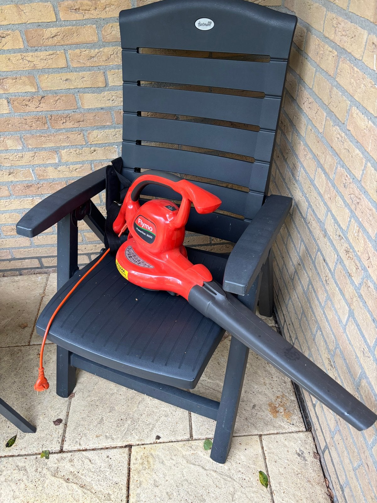 Husqvarna Flymo Bladblazer/Bladzuiger Elektrisch Type 3000, Tuin en Terras, Ophalen, Gebruikt, Handgedragen, Met opvangzak