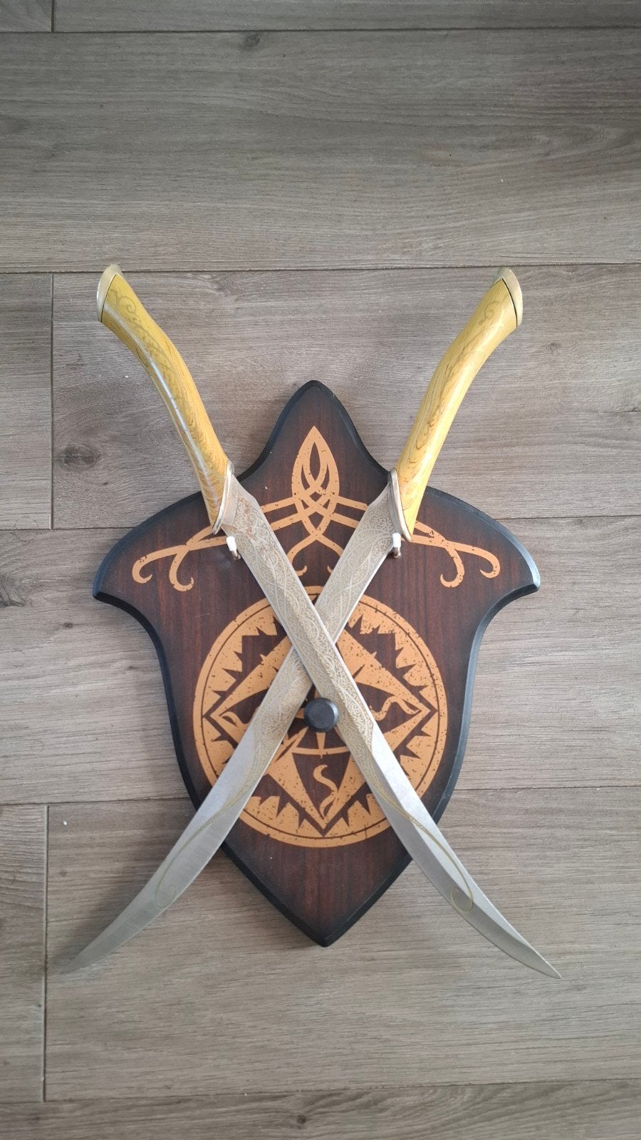 Lord of the Rings Elven messen met wandbord, Verzamelen, Overige Verzamelen, Ophalen, Zo goed als nieuw