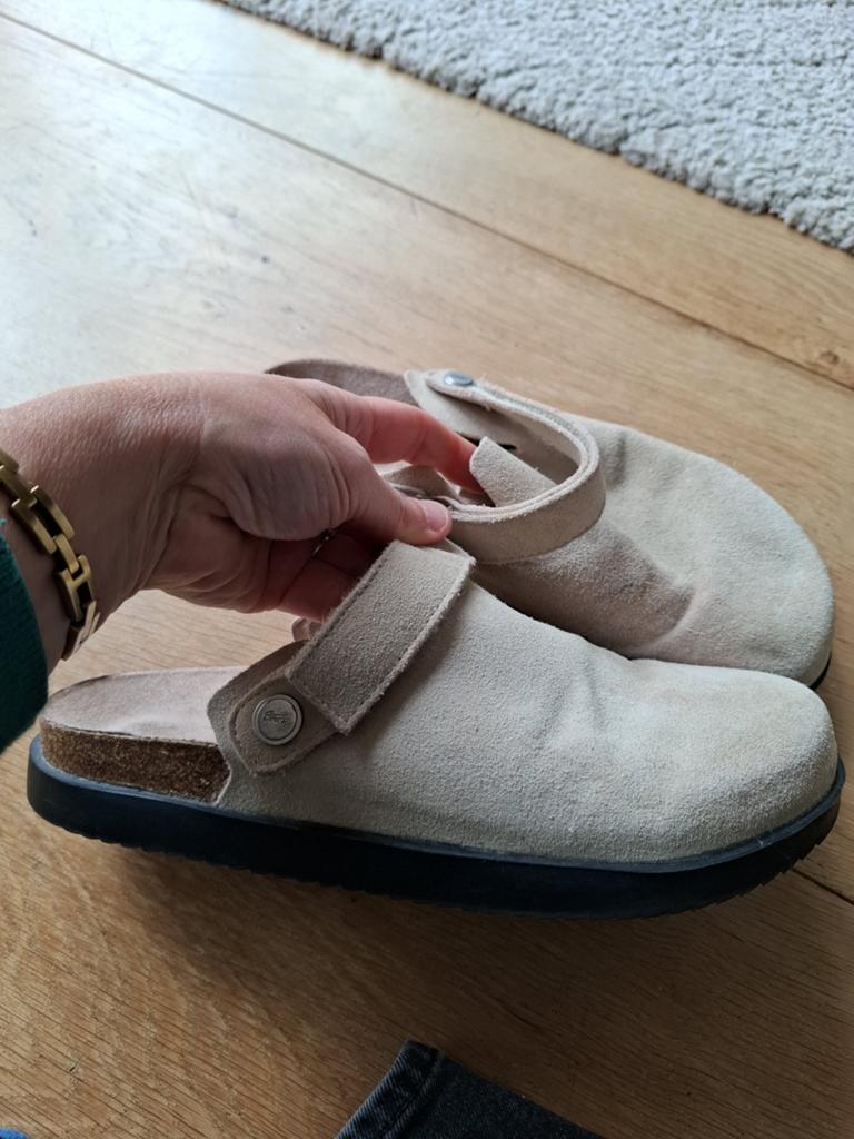 Leren klompen maat 41, Ophalen of Verzenden, Gedragen, Beige, Slippers