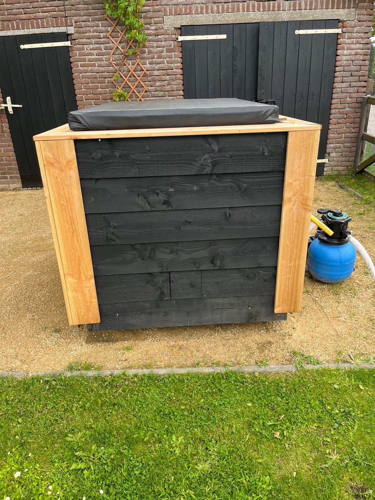 Hottub, Ophalen, Zo goed als nieuw