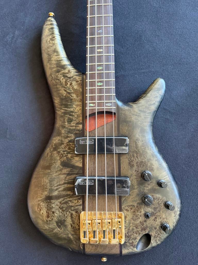 Basgitaar Ibanez SR800-BIF, Muziek en Instrumenten, Ophalen of Verzenden, Zo goed als nieuw, Elektrisch