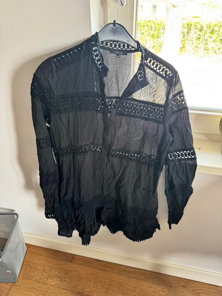 Nikkie Plessen jurk kant zwart maat 34, Zwart, Ophalen of Verzenden, Zo goed als nieuw, Maat 34 (XS) of kleiner