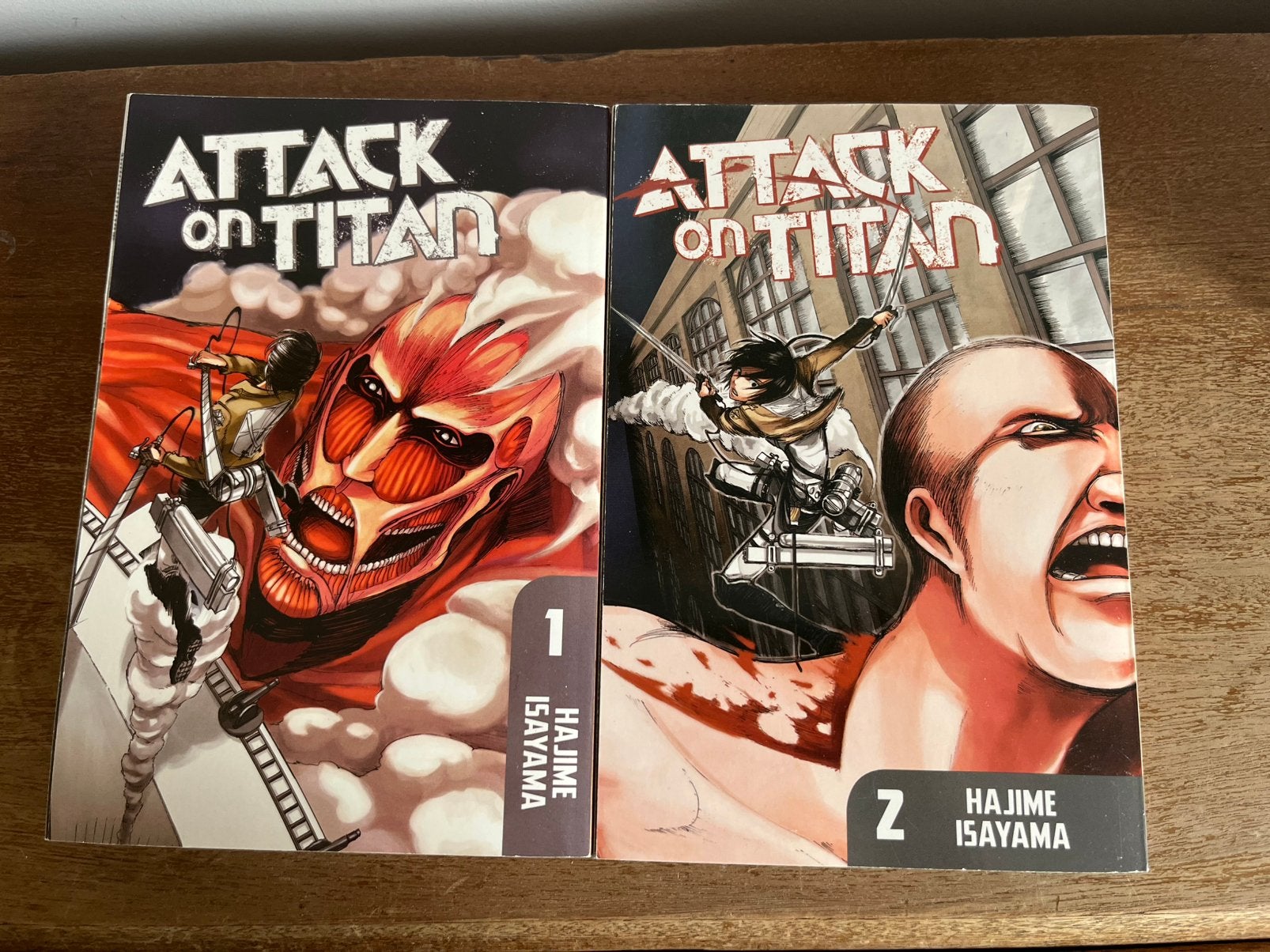 Attack on Titan: Manga Volume 1 & 2, Meerdere comics, Ophalen of Verzenden, Zo goed als nieuw, Japan (Manga)