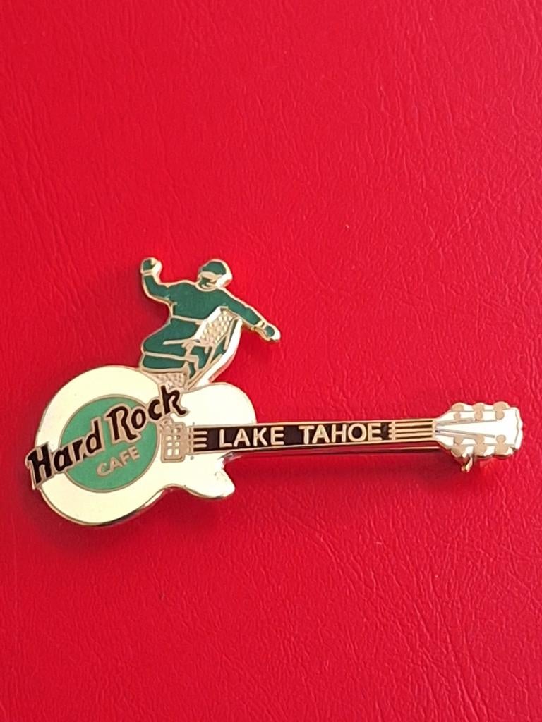 Hard Rock Cafe : LAKE TAHOE ,USA Zeldzame Emaille Gitaar Pin, Verzenden, Zo goed als nieuw, Merk, Speldje of Pin