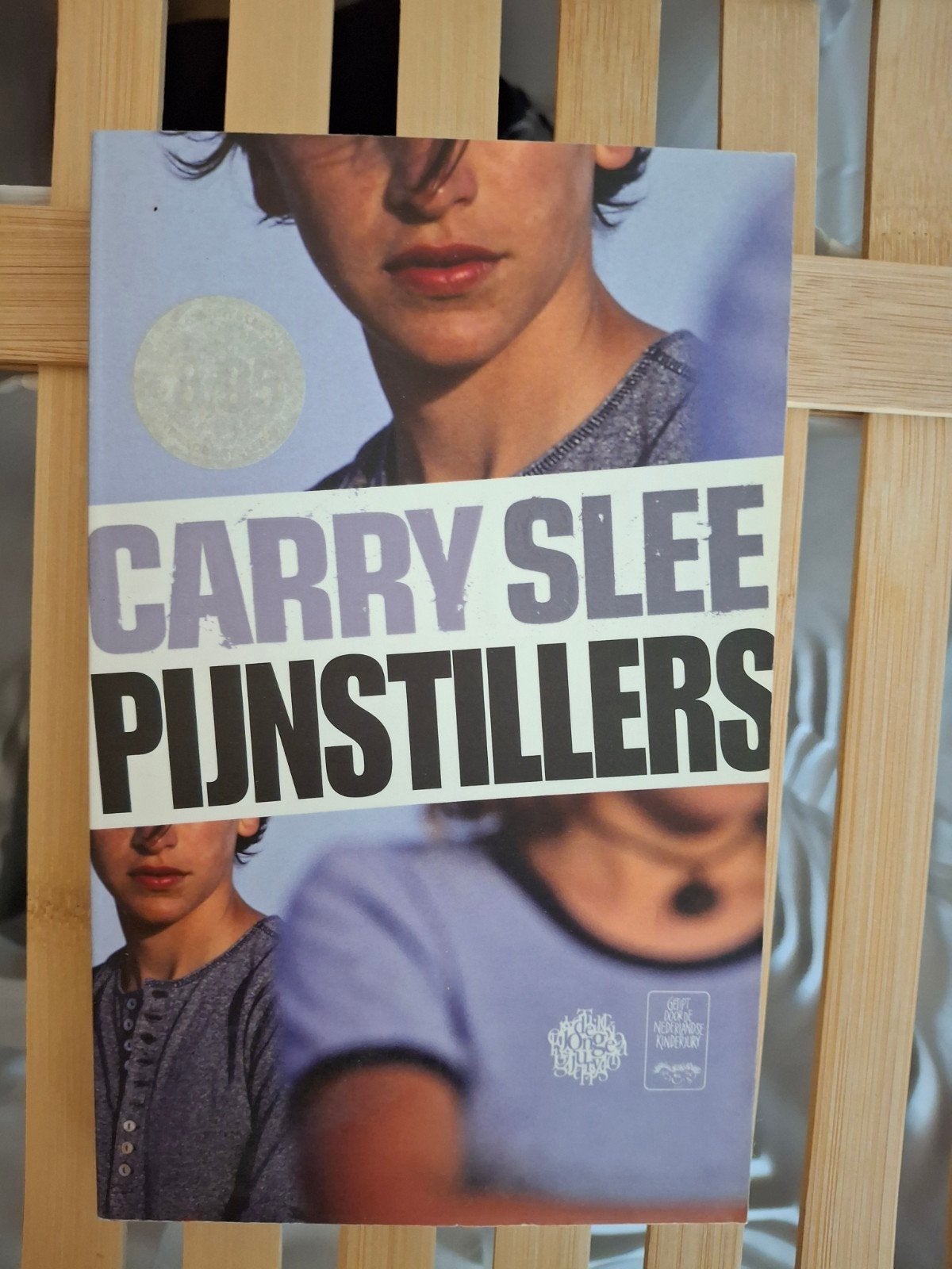Carry Slee Pijnstillers, Ophalen of Verzenden, Zo goed als nieuw