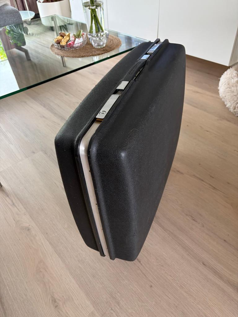 Zwarte hardschalen vintage koffer Royal Traveler (Samsonite), Gebruikt, Hard kunststof, 45 tot 55 cm, Wieltjes