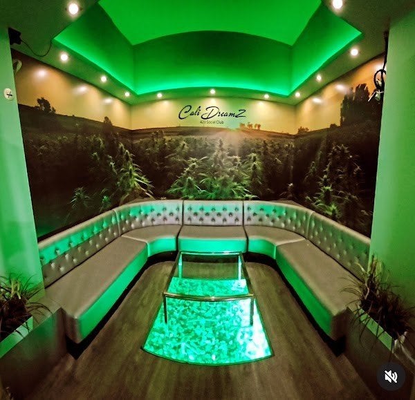 Ter overname Cali DreamZ 420 Social Club in Malaga
