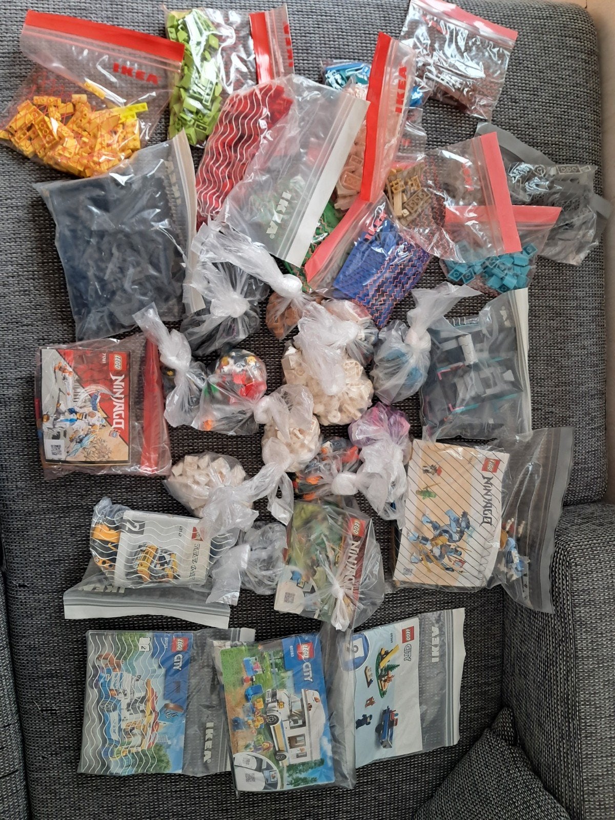 Diverse Lego sets en losse stenen, gesorteerd op kleur, Gebruikt, Lego, Inclusief instructies, Ophalen of Verzenden