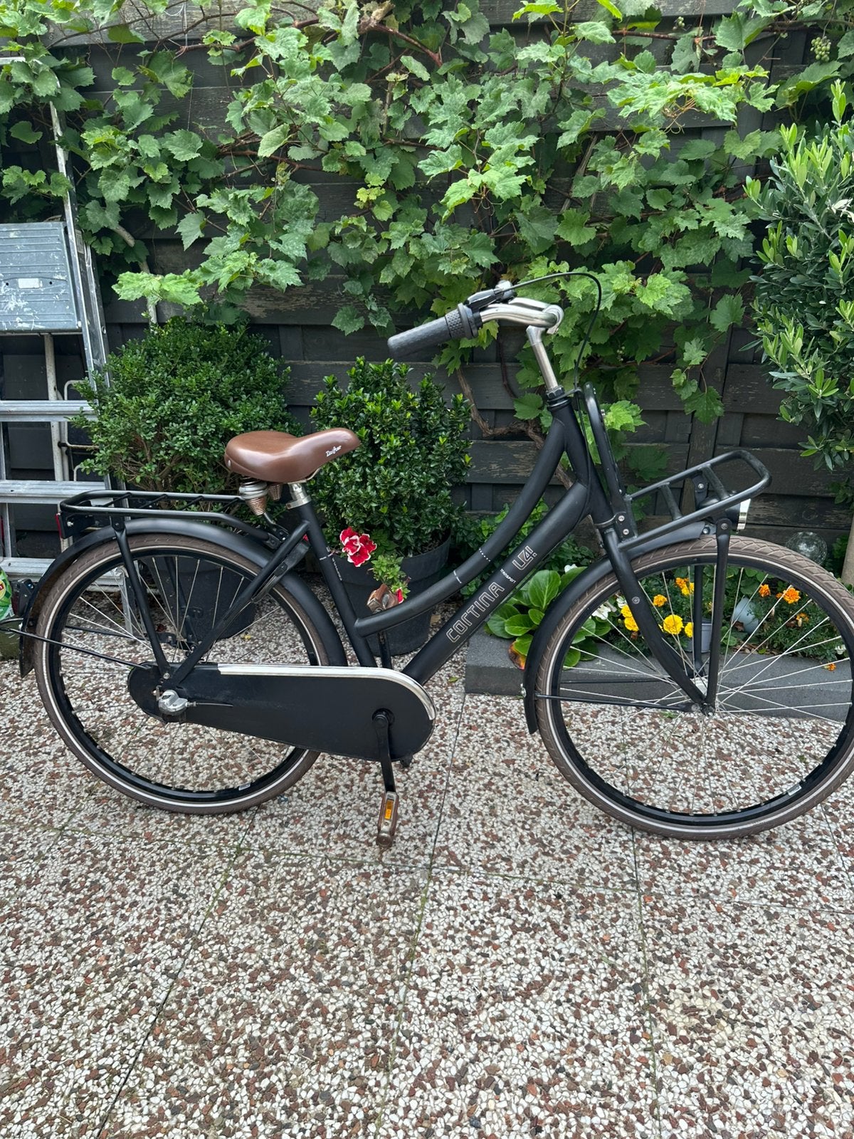 Meisjesfiets cortina 26 inch, Terugtraprem, Gebruikt, Versnellingen, Ophalen