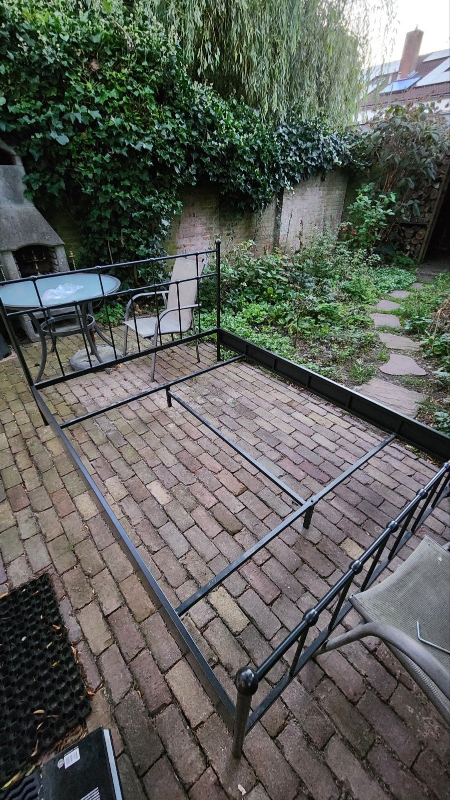 Metalen tweepersoons bed 210x160, Ophalen, Tweepersoons, Zo goed als nieuw, Metaal