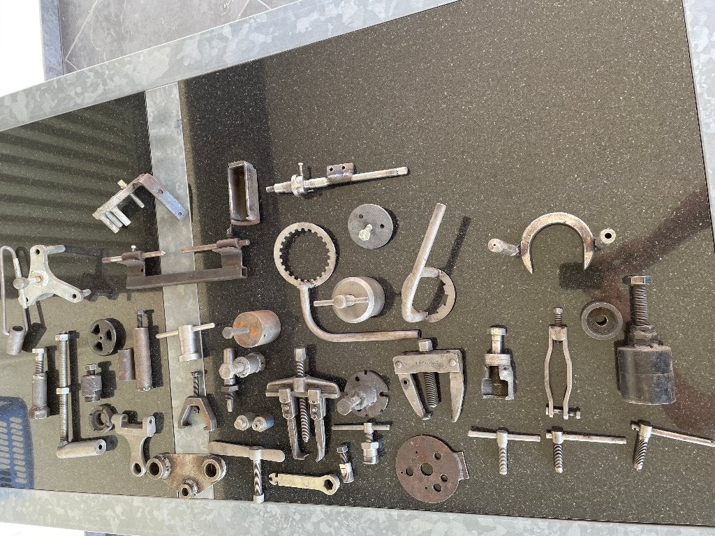 Gereedschap uit oude motor werkplaats speciaal gereedschap, Doe-het-zelf en Verbouw, Ophalen of Verzenden, Gebruikt