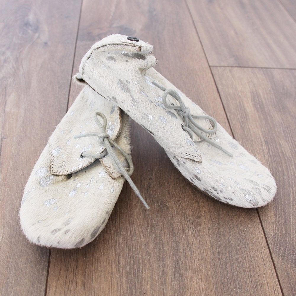 Prachtige Leren Maruti Vacht Schoenen s20 (Maat 35) € 55,-, Beige, Overige typen, Ophalen of Verzenden, Zo goed als nieuw