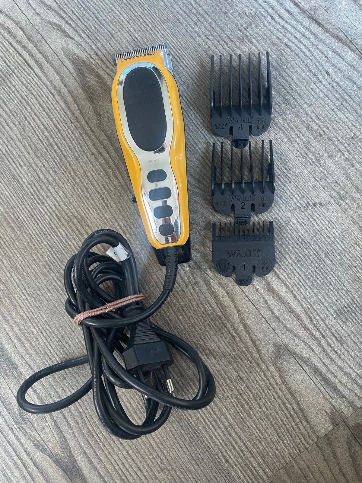 Wahl Close Cut Pro Tondeuse - Geel, Bedraad, Zelfslijpend, Ophalen, Zo goed als nieuw, Haarverzorging