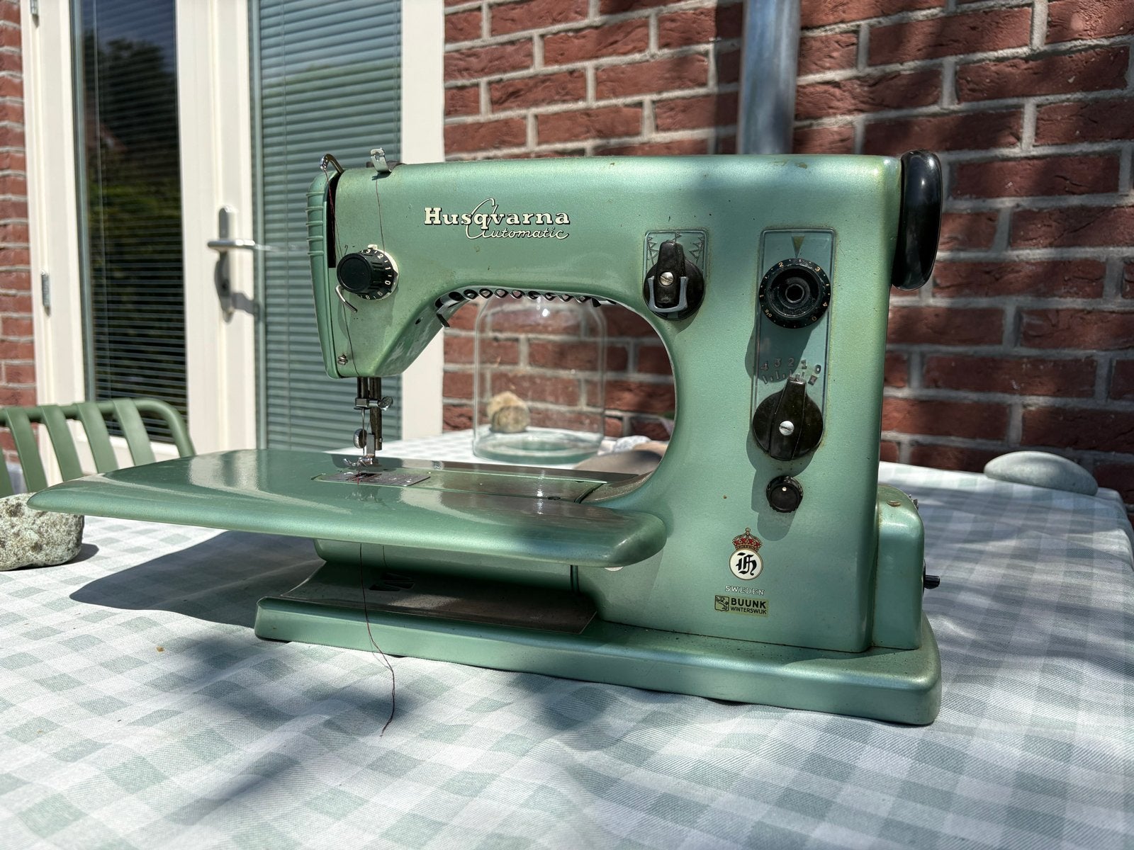 Husqvarna Automatic Naaimachine uit 1963 met spoeltjes, Antiek en Kunst, Ophalen