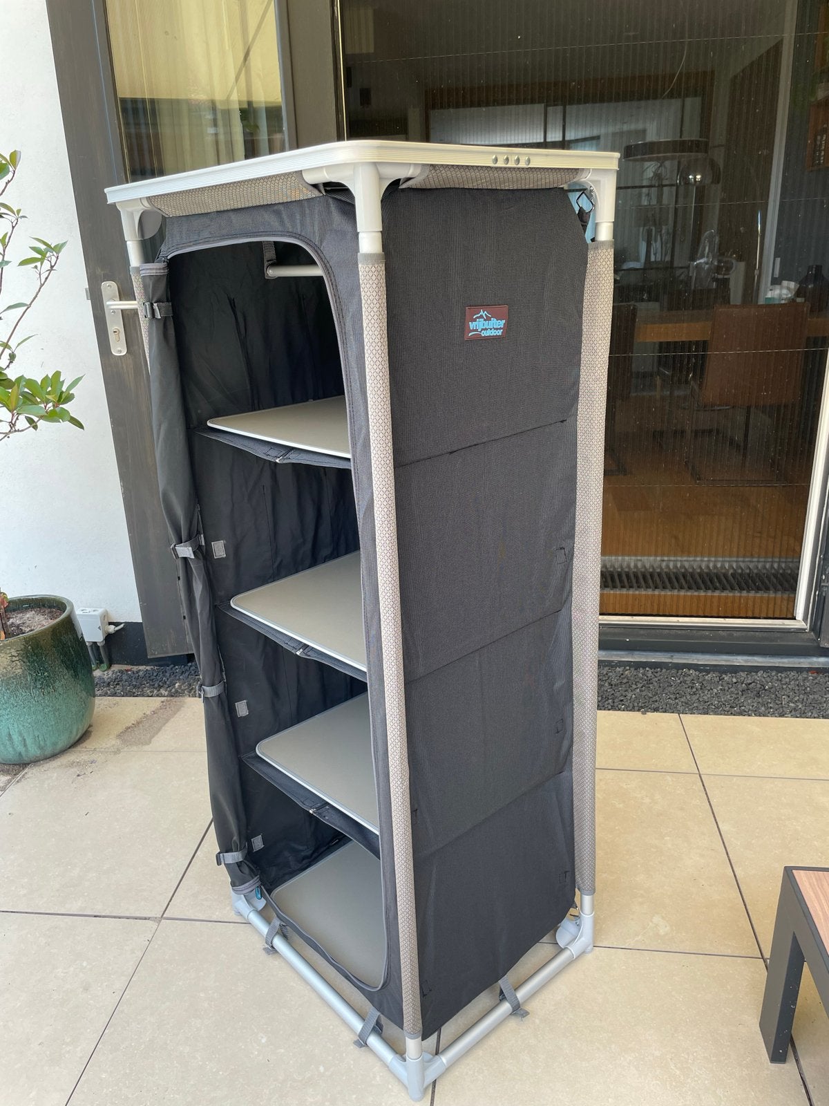 Vrijbuiter Outdoor Borgio 4-laags campingkast, Ophalen of Verzenden, Zo goed als nieuw