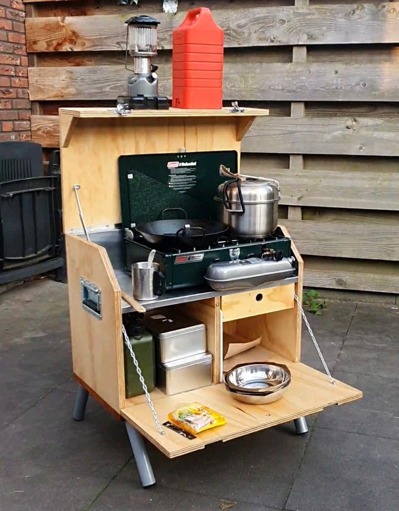 Unieke kampeerkeuken / chuckbox / kampeerkist, Ophalen, Zo goed als nieuw