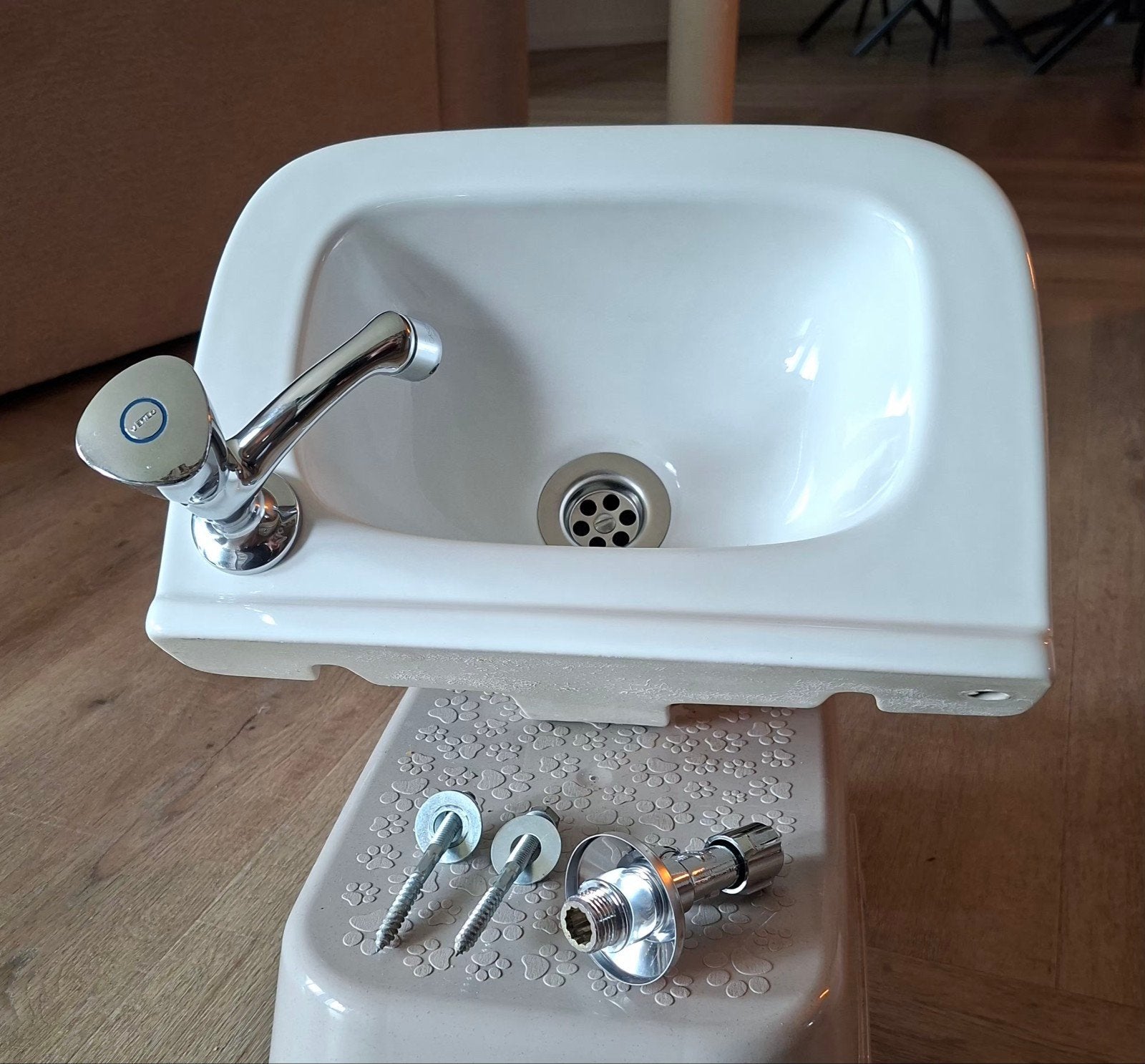 Wastafel Sphinx met kraan en sifon, Ophalen of Verzenden, Zo goed als nieuw, Chroom, Wastafel