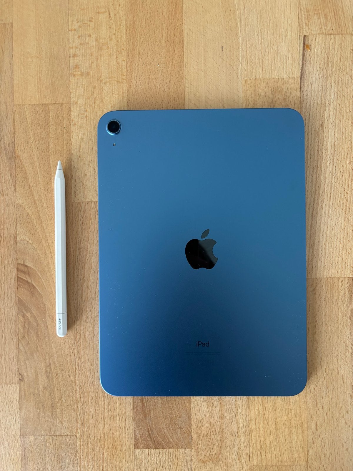 Apple iPad 10e generatie (2022) 64GB Wi-Fi Blauw + Apple pen, Computers en Software, 10 inch, Ophalen of Verzenden, Zo goed als nieuw