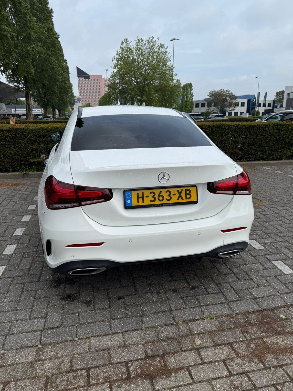 Mercedes-Benz A-Klasse A 180 136pk 7G-DCT 2020 Wit NL Auto, 136 pk, Zwart, Wit, Origineel Nederlands