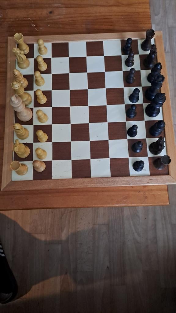 Staunton schaakspel met Homas schaakbord, Ophalen of Verzenden, Minder dan 500 stukjes, Gebruikt, Schaken