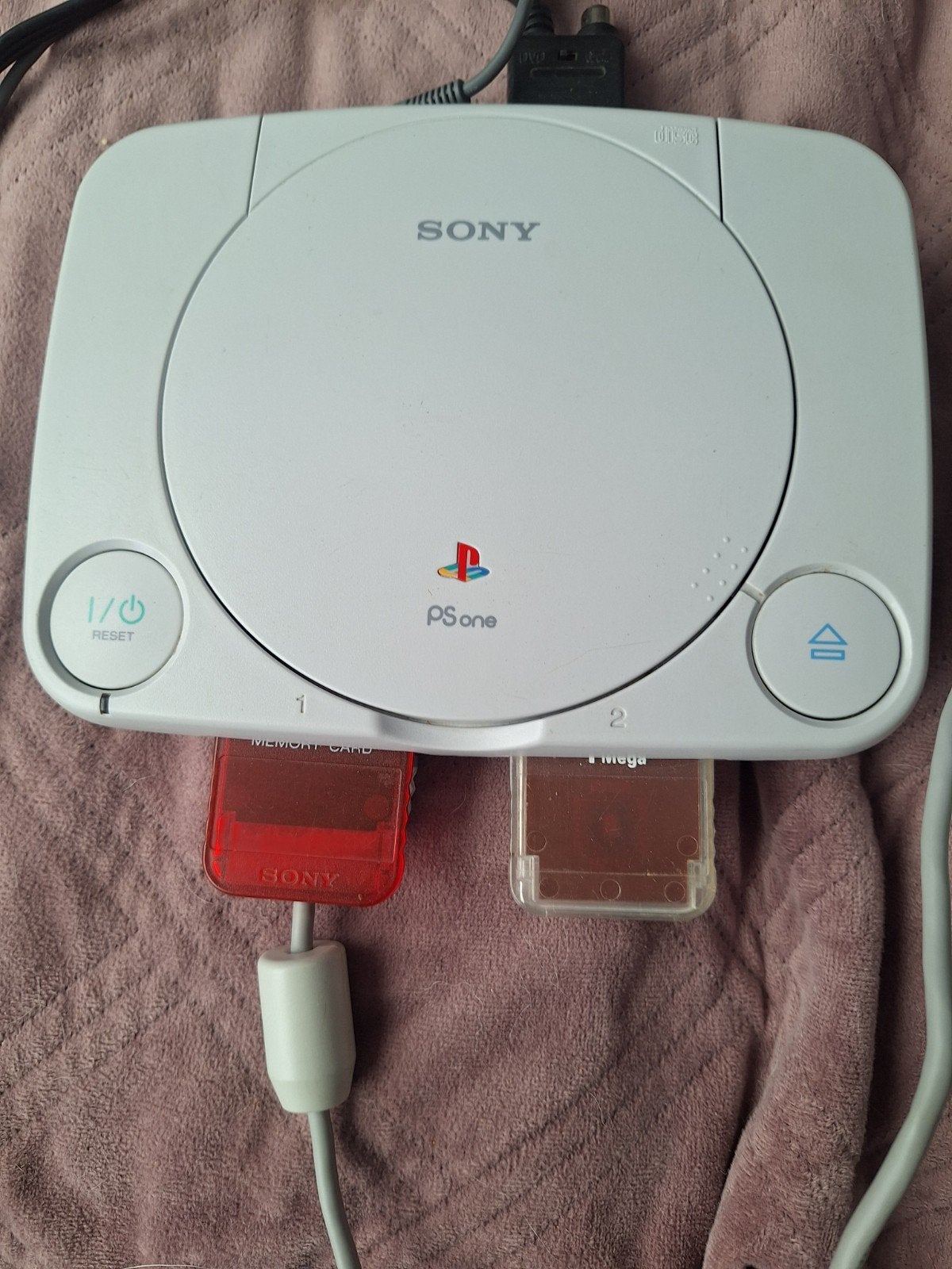 Sony PlayStation 1 (PSone) met controller en geheugenkaarten, Spelcomputers en Games, Spelcomputers | Sony PlayStation 1, Ophalen of Verzenden