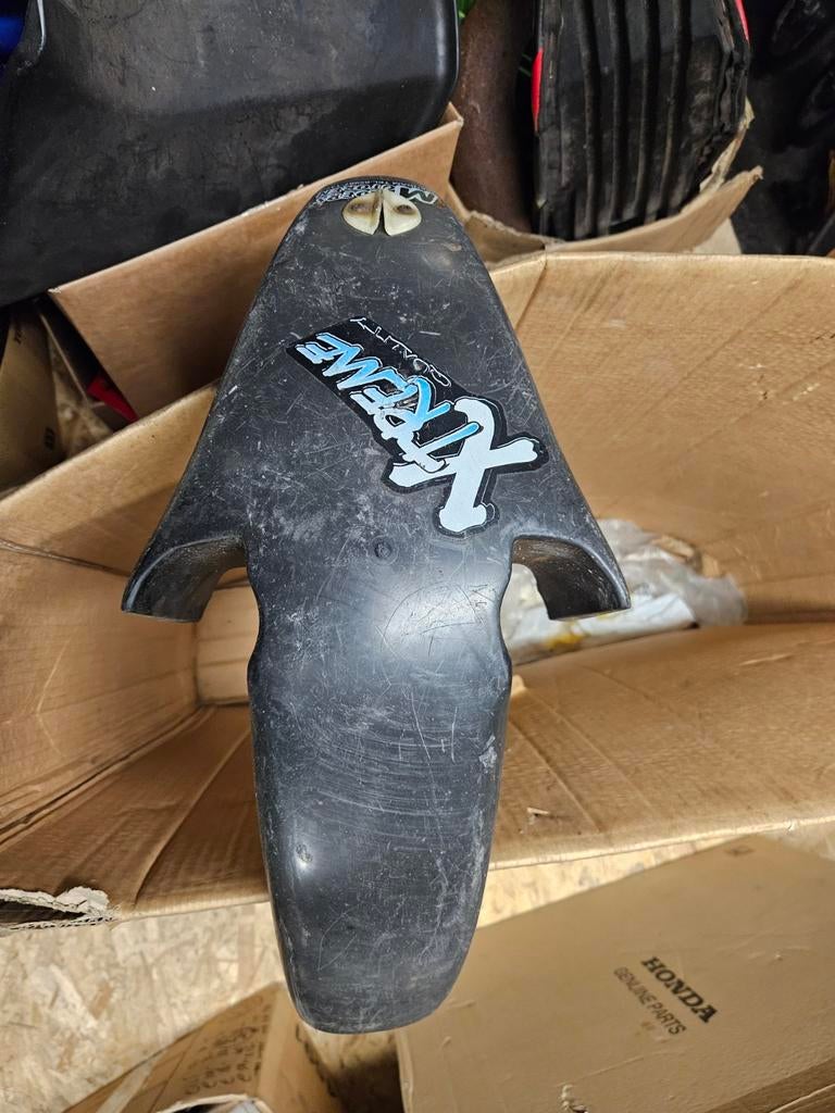 Honda nsr 50 voorspatbord origineel zwart., Fietsen en Brommers, Brommeronderdelen | Algemeen, Ophalen of Verzenden, Gebruikt