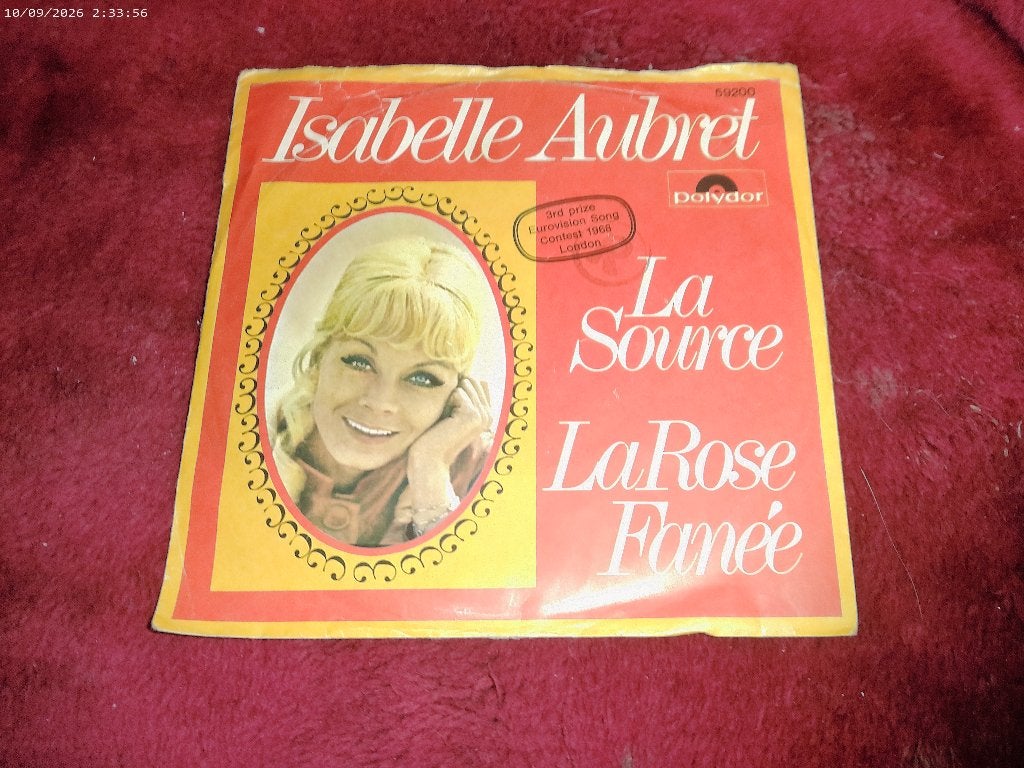 Isabelle Aubret - La source ( Eurovisie Songfestival ), Gebruikt, Fotohoes, 7 inch, Ophalen of Verzenden