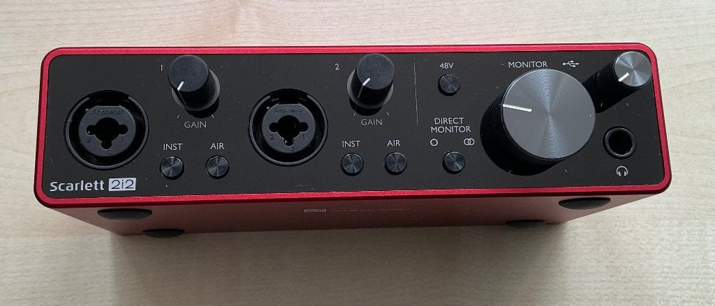 Focusrite Scarlett 2i2 3rd Gen audio interface, Muziek en Instrumenten, Ophalen of Verzenden, Zo goed als nieuw, Minder dan 5 kanalen