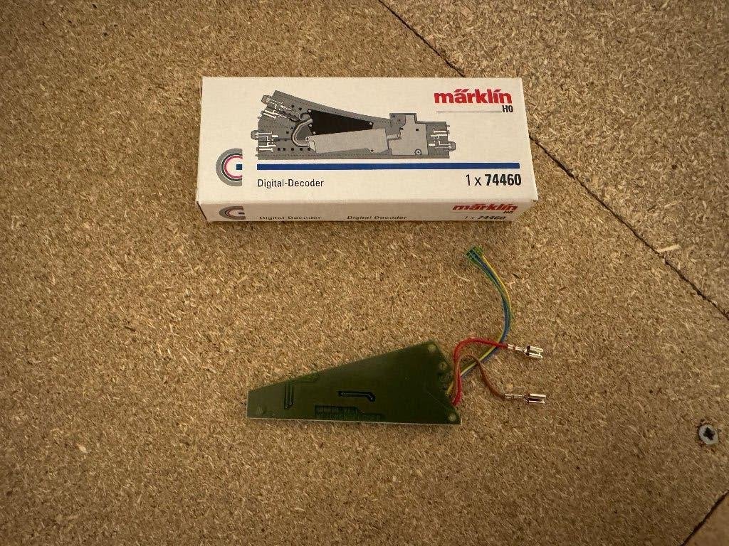 Märklin wisseldecoder c-rails 74460, Wisselstroom, Gebruikt, Rails, Ophalen of Verzenden