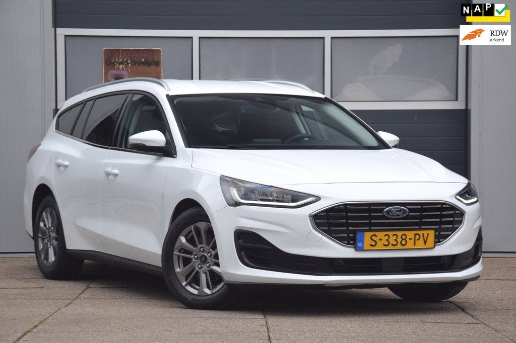 Ford Focus Wagon 1.0 EcoBoost Hybrid Titanium Style TREKHAAK, Gebruikt, Wit, Origineel Nederlands, 1379 kg