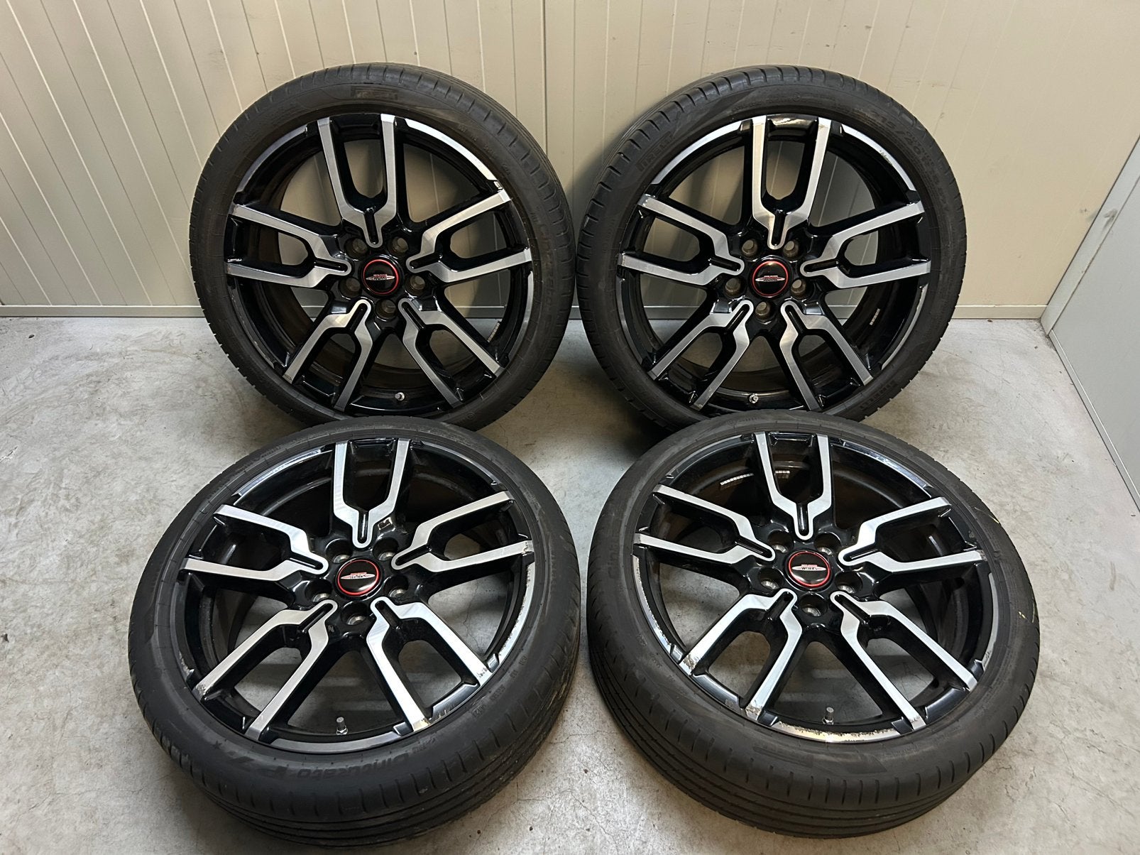 Originele Mini JCW F65 F66 F67 18 inch 960 lapspoke pirelli, Ophalen, 18 inch, Banden en Velgen, Mini