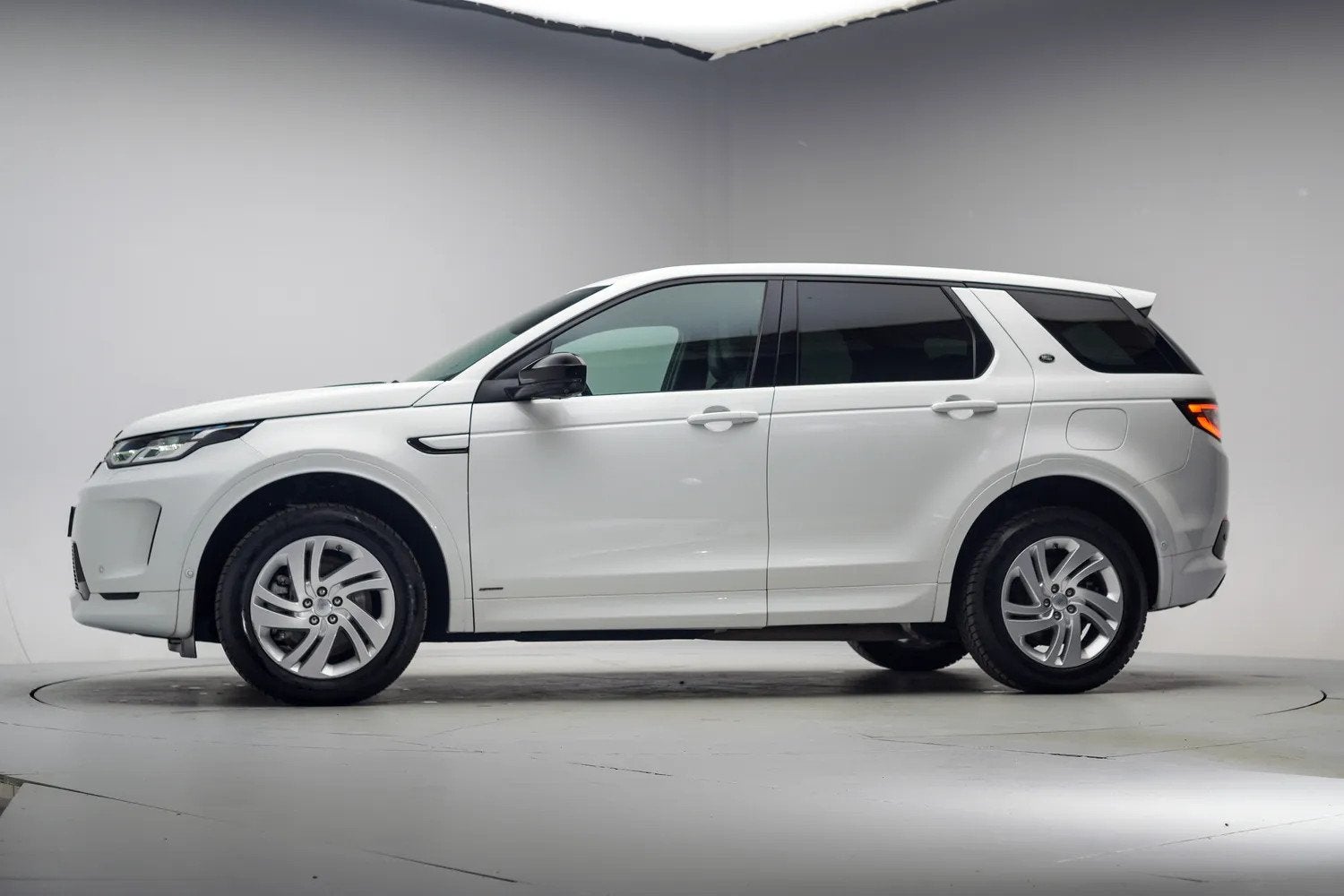 Land Rover Discovery Sport P300e 1.5 PHEV AWD R-Dynamic S [, Auto's, Automaat, Discovery Sport, Wit, Bedrijf