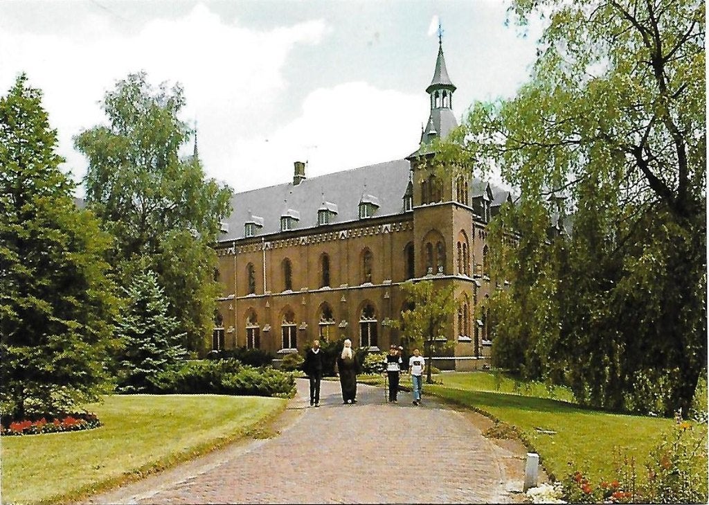 Berkel - Enschot Abdij Ansichtkaart (A1893 ) ongelopen, Ophalen of Verzenden, 1980 tot heden