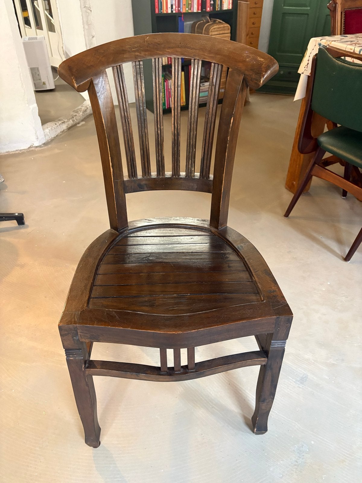 Vintage houten stoel, cafe stoel, Ophalen, Gebruikt, Bruin, Eén