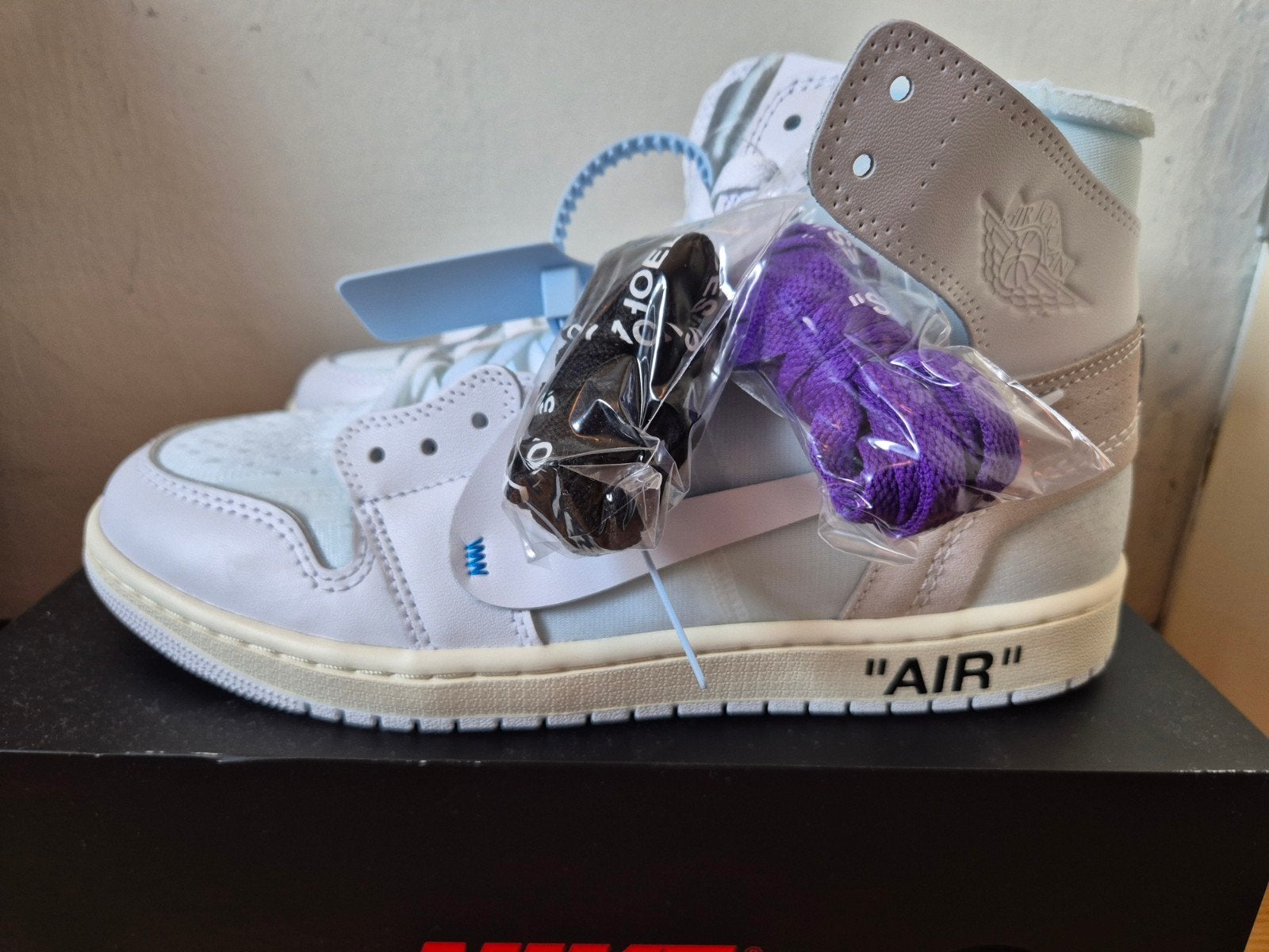 Virgil Abloh Archive x Air Jordan 1 High Alaska mt 44, Overige kleuren, Nieuw, Ophalen of Verzenden, Sneakers of Gympen