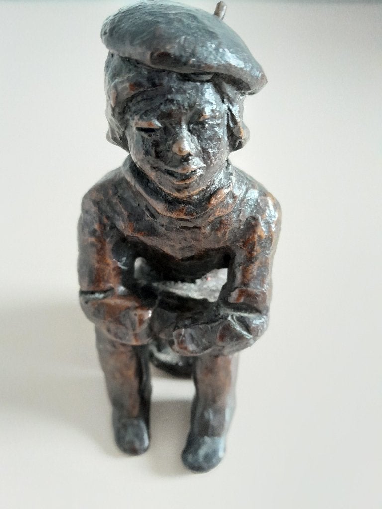 Bronzen beeld, zittend mannetje., Minder dan 20 cm, Ophalen of Verzenden, Brons, Beeld